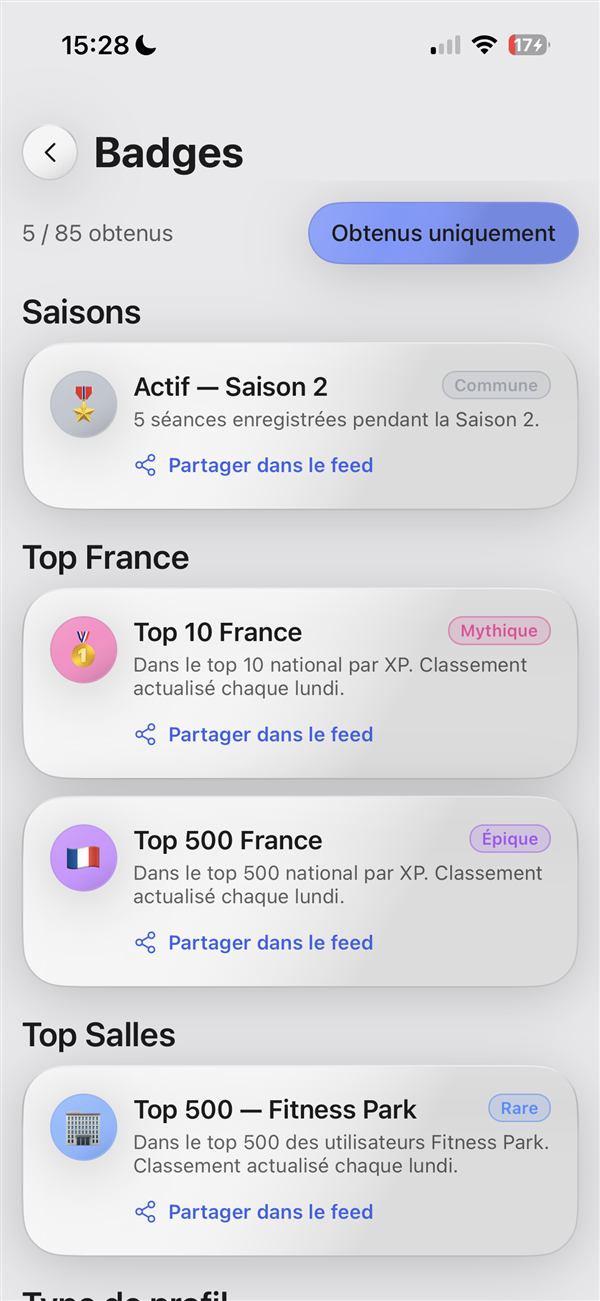 Écran Badges de LiftUp, avec les paliers Commune, Rare, Épique et Mythique